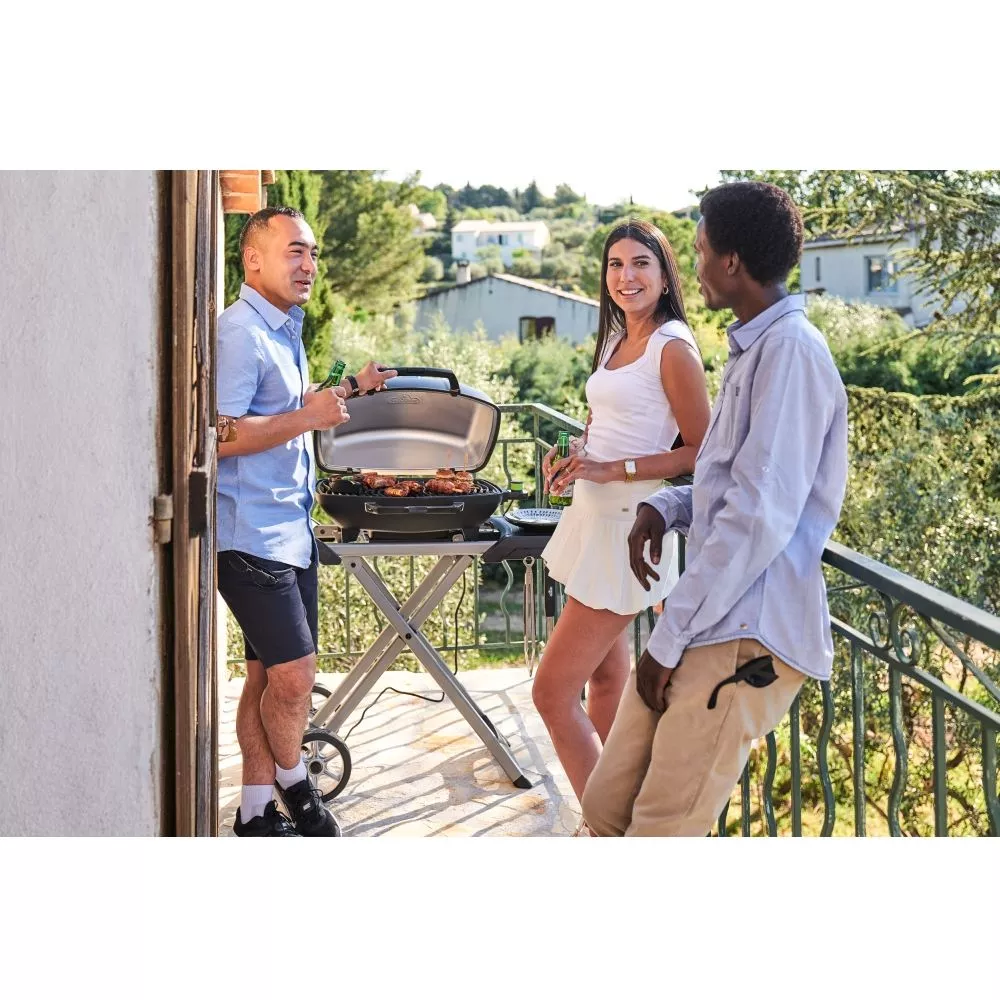 Mobiler Elektrogrill Napoleon Electric TravelQ PRO285EX mit klappbaren Wagen