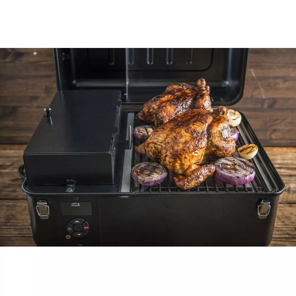 Tragbarer Pelletgrill Traeger Ranger, schwarz | Ausstellungsstück